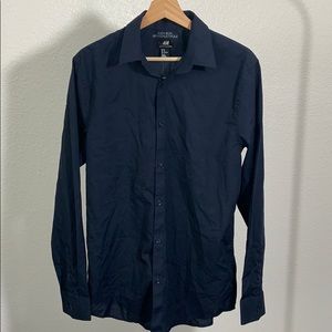🛍 3/$10 Men’s H&M Navy Blue Slim Fit Dress Shirt